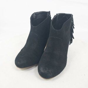 Tahari Camila Black Suede Fringe Ankle Boots Women’s 7.5 Block Heel